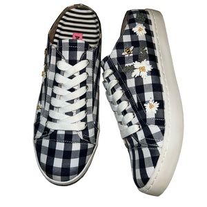 Betsey Johnson Navy White Gingham Daisy Accent Sneakers